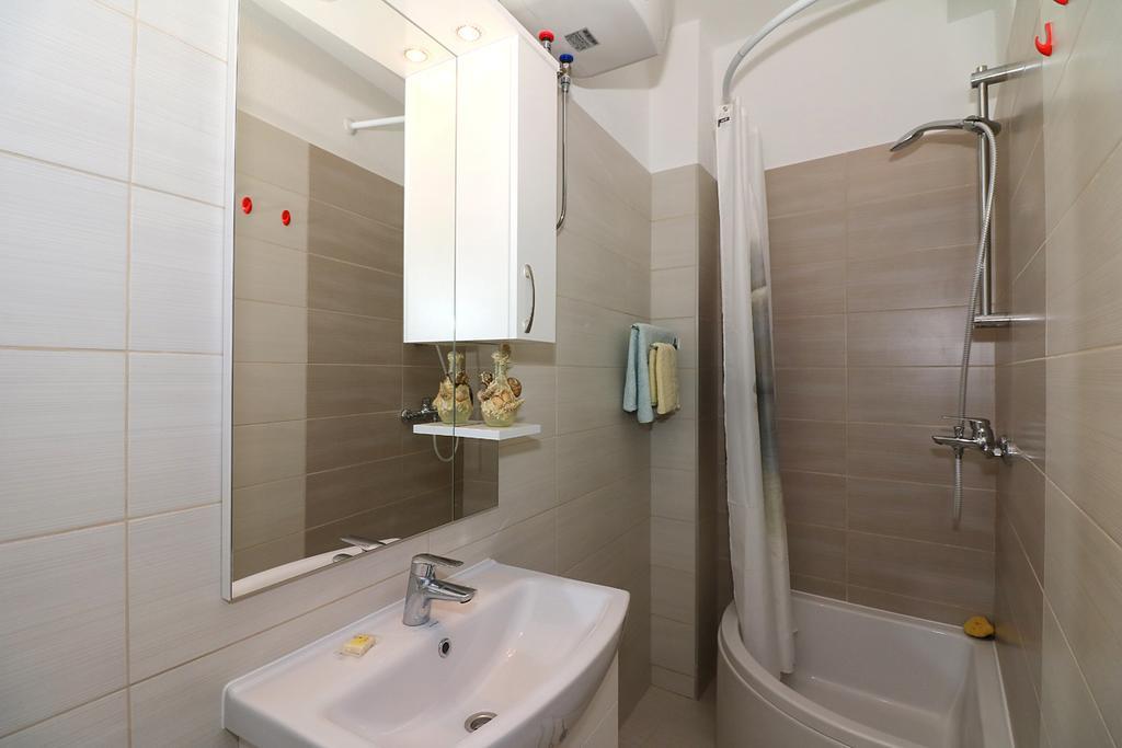 Apartment Antonio Jezera Exteriör bild